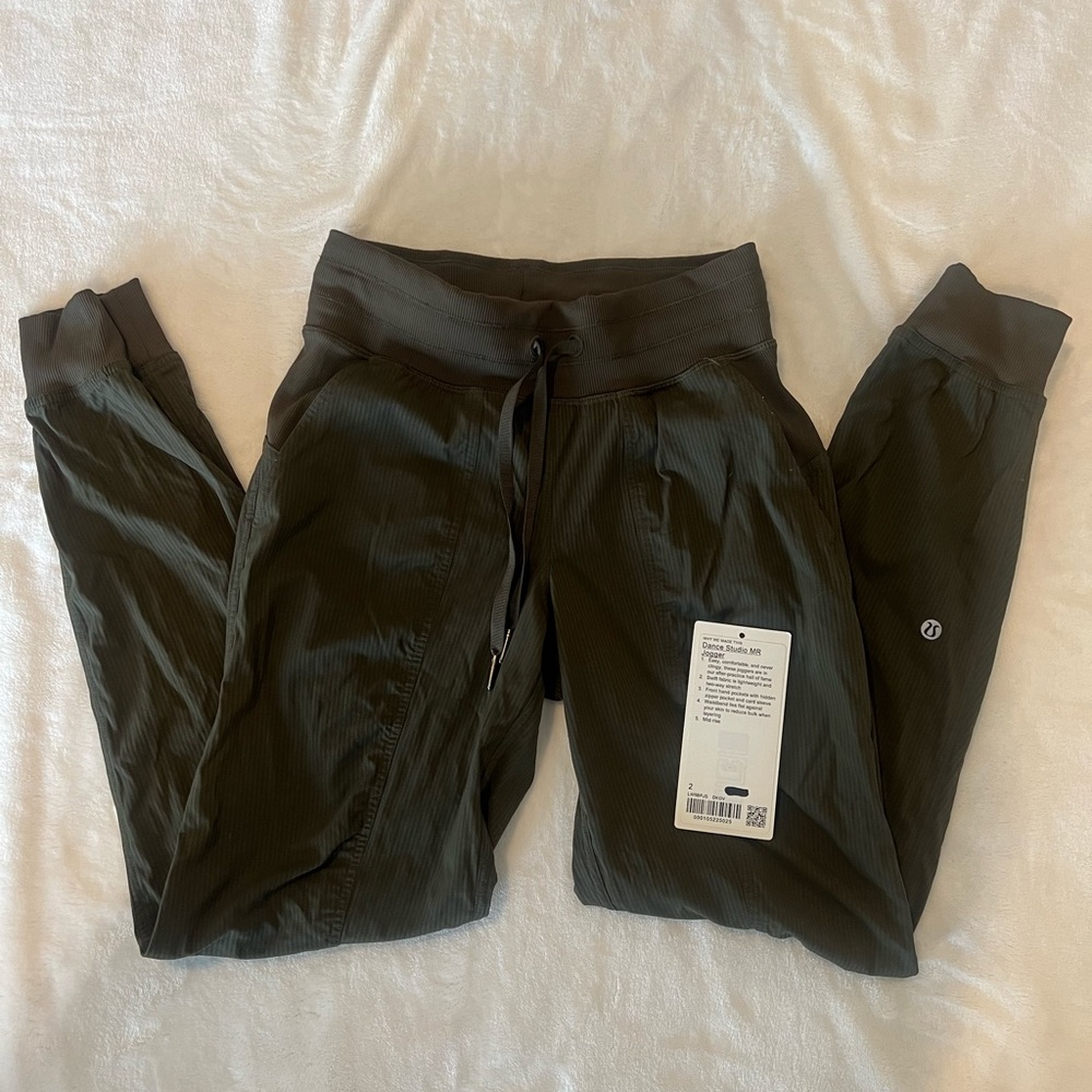 Lululemon Dance Studio Mid-Rise Jogger